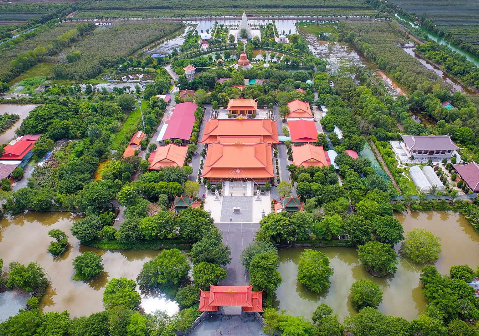 Cùng bạn đi muôn nơi