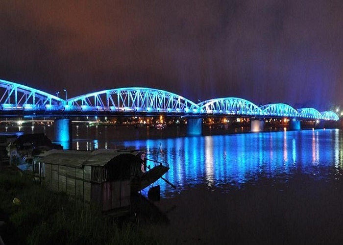 NGÀY 04: CỐ ĐÔ HUẾ - ĐÀ NẴNG – TPHCM