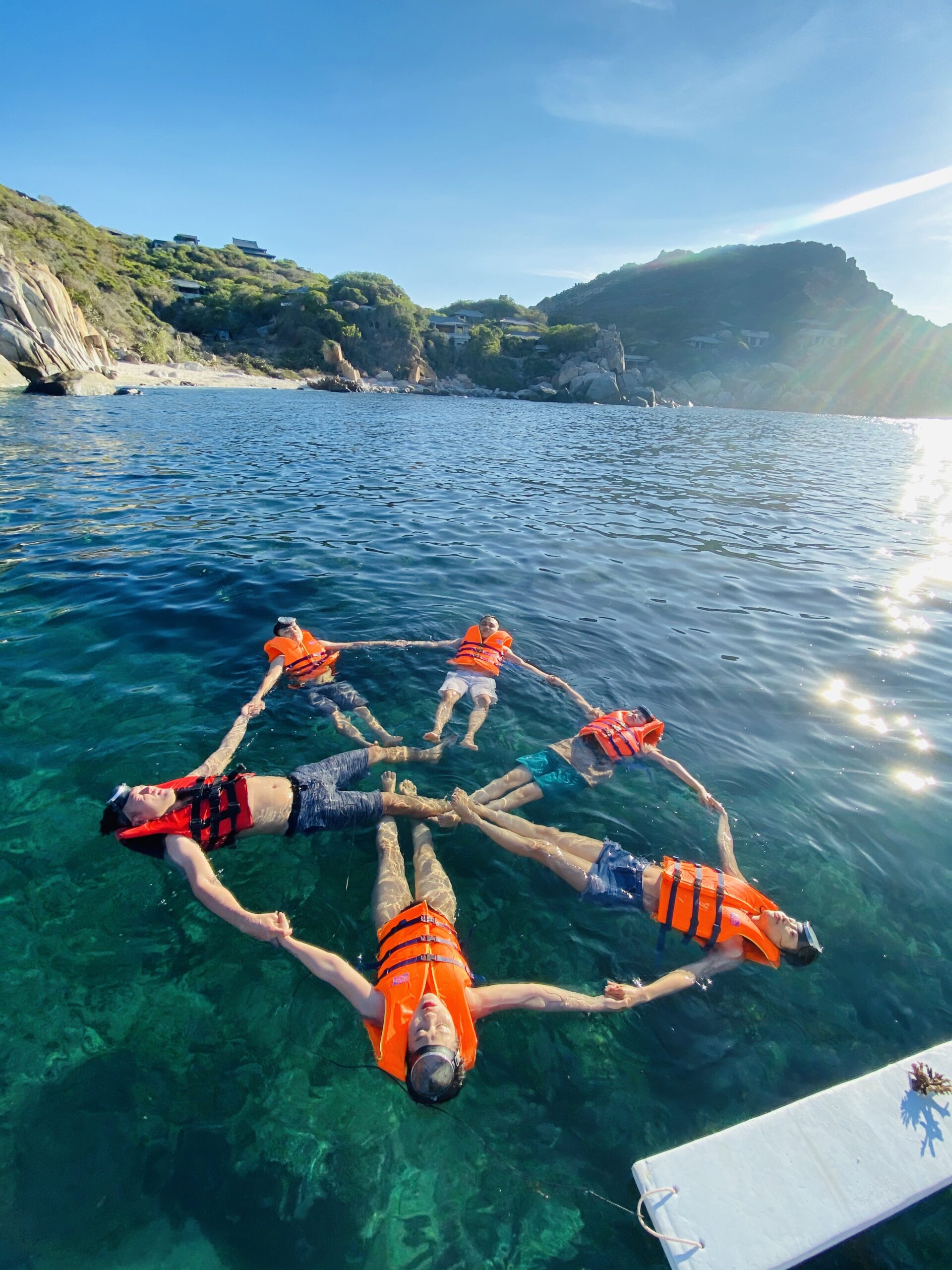 NGÀY 01: KHÁM PHÁ ĐẢO  BÌNH HƯNG